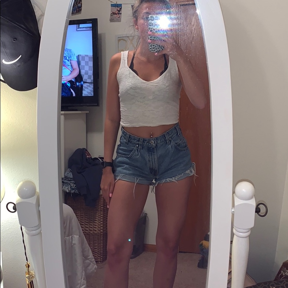 White lace tank top